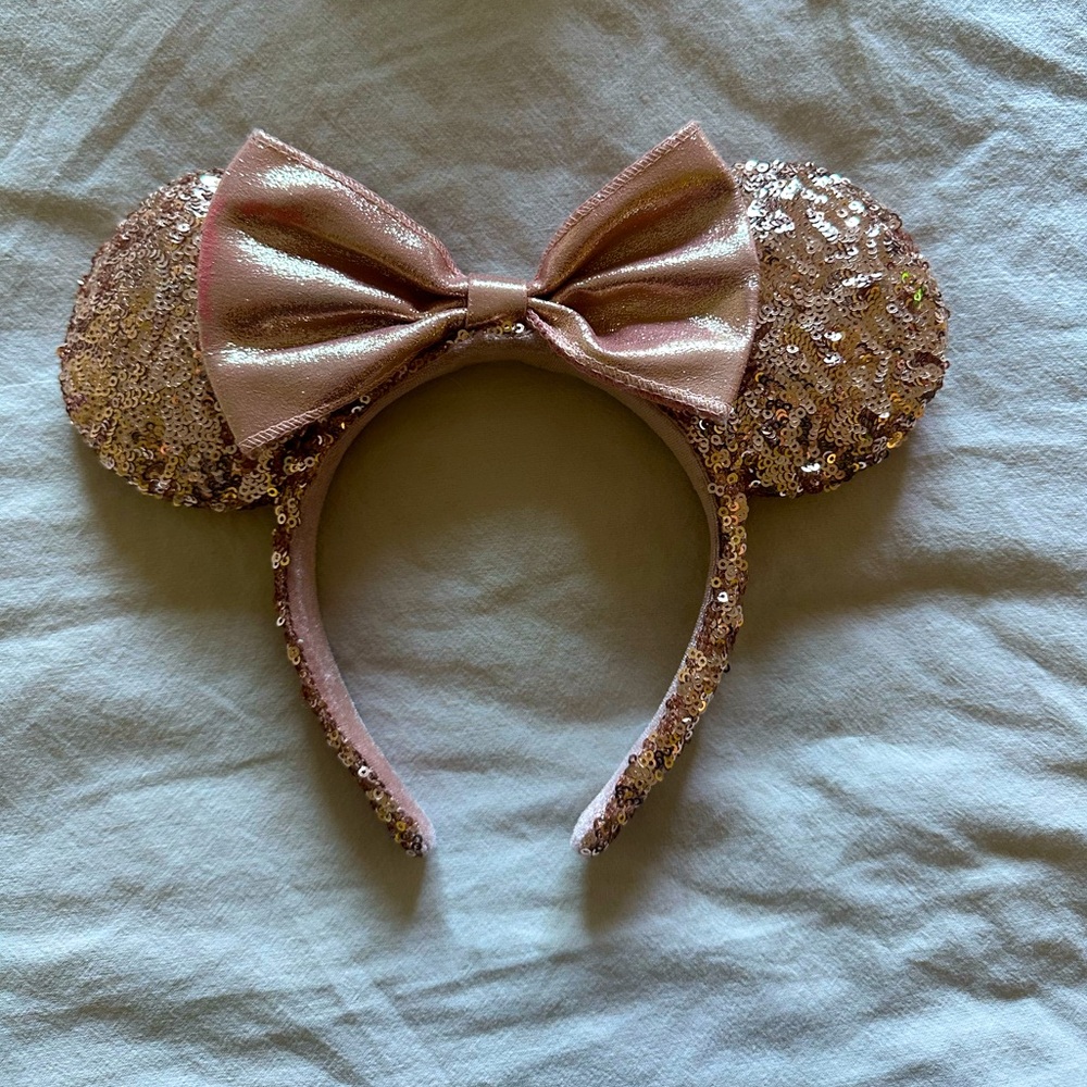Rose gold Disney Minnie Ears